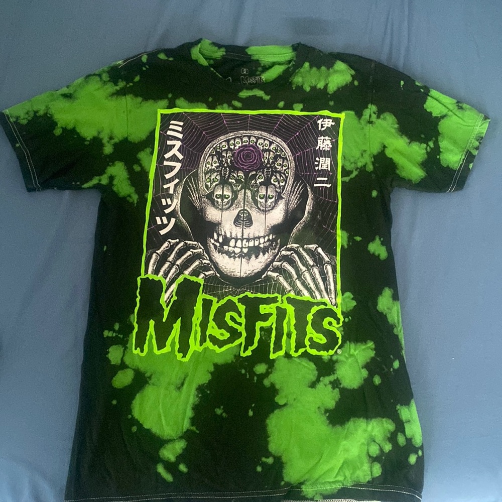 Green tie dye misfits band tee